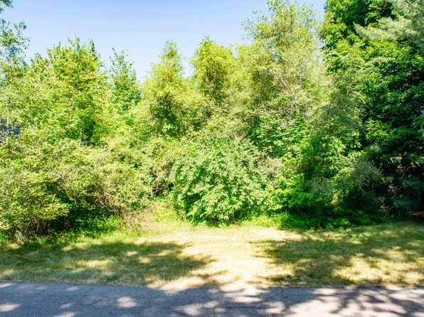 125 Myrtle St #20, South Bend, IN 46637