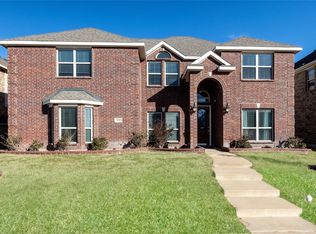 103 Spruce St, Red Oak, TX 75154