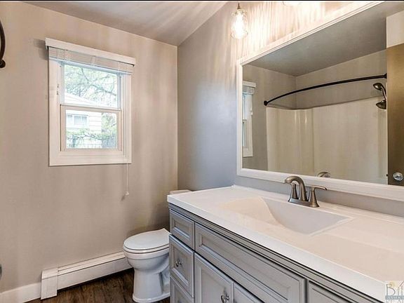 3rd image of 2119 8th Ave N APT 4