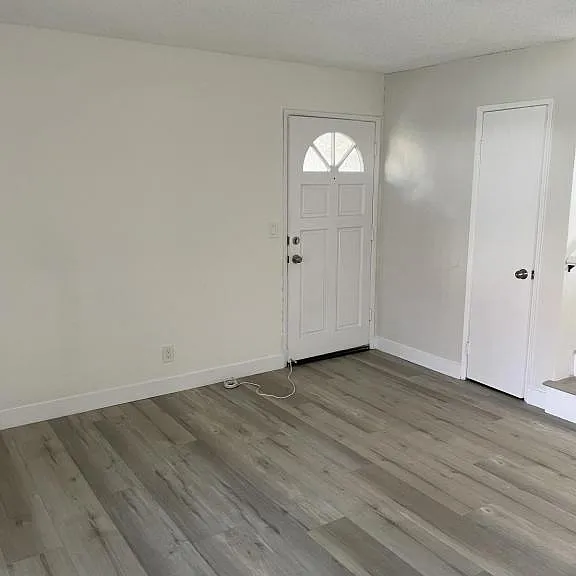 6386 W Lincoln Ave — Photo 9