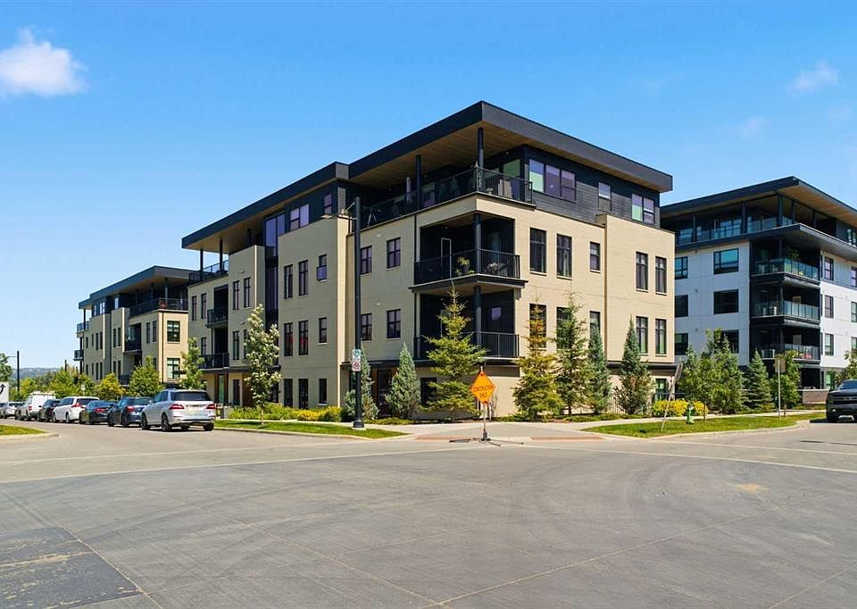 1st image of 275 W Lebel Cres NW #303
