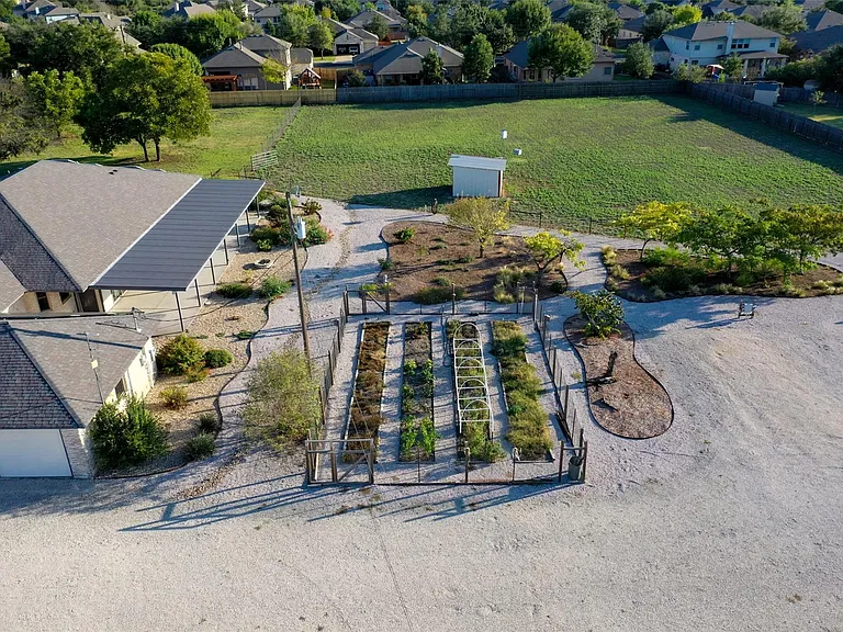 800 County Road 117 — Photo 12
