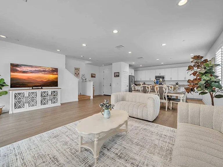 7022 Calla Lily Dr #4 — Photo 2