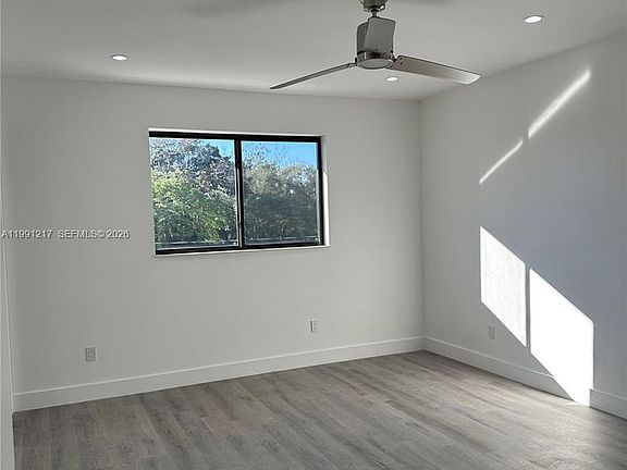 5th image of 4625 SW 32nd Ave #Townhouse 1c