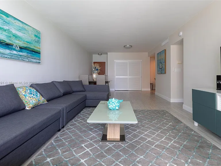 3901 S Ocean Dr #10M — Photo 4