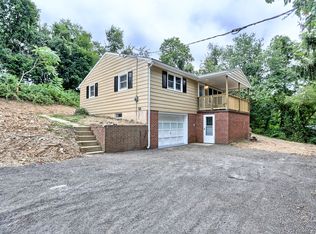 1790 Craley Rd, Windsor, PA 17366