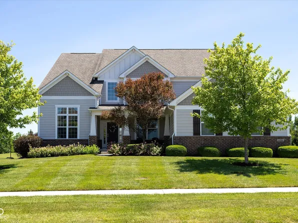 8795 Wood Duck Ct, Zionsville, IN 46077
