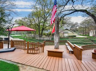 1304 Millbrook Dr, Arlington, TX 76012