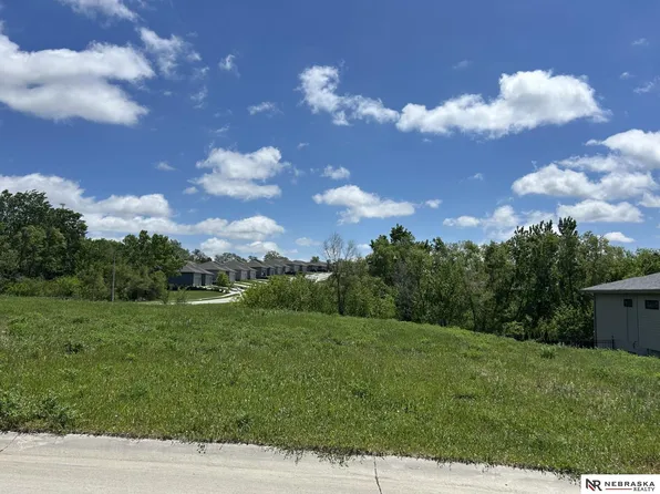 12615 N 161st Ave, Bennington, NE 68007