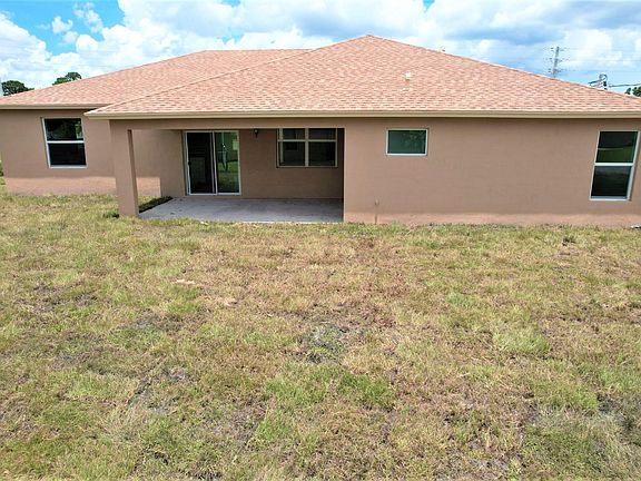 3rd image of 242 SW Kestor Drive