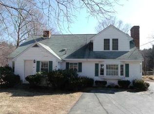 86 Foster St, Littleton, MA 01460