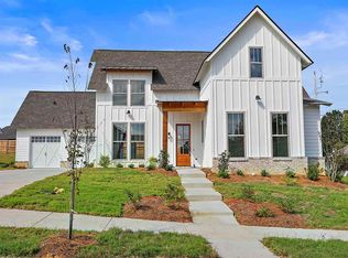 802 Long Leaf Cir, Brandon, MS 39042