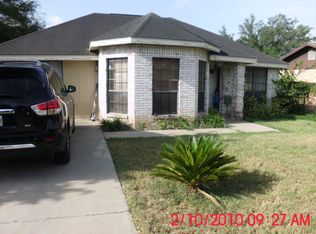 924 Hollyfield St, Mission, TX 78572