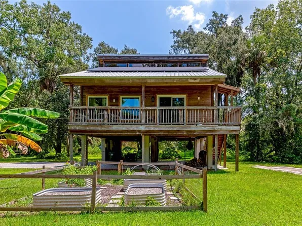 4523 Jean Rd, Valrico, FL 33596