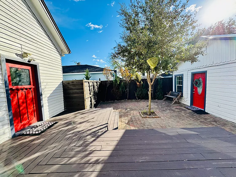 3913 Moore St — Photo 45