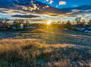 Hodgeman St, Laramie, WY 82072