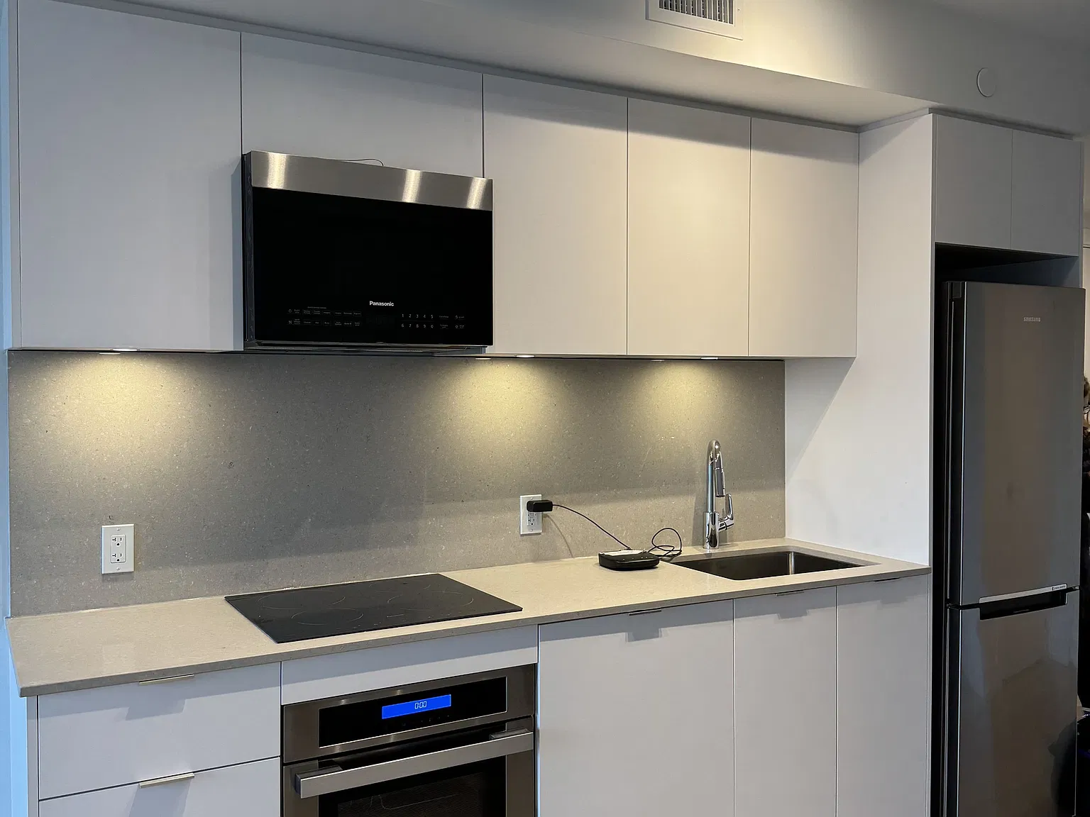 1 bed, $2,500 — Photo 2