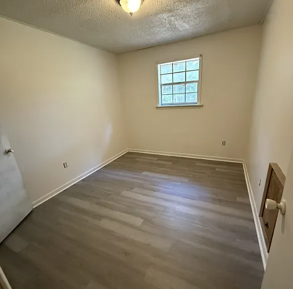 1379 State Park Rd — Photo 5