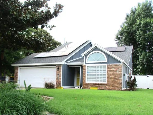 407 Adam St NW, Fort Walton Beach, FL 32548