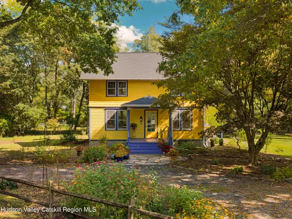 35 Orchard Lane, Woodstock, NY 12498