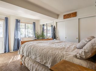 359 Pinecrest Ave, Mammoth Lakes, CA 93546