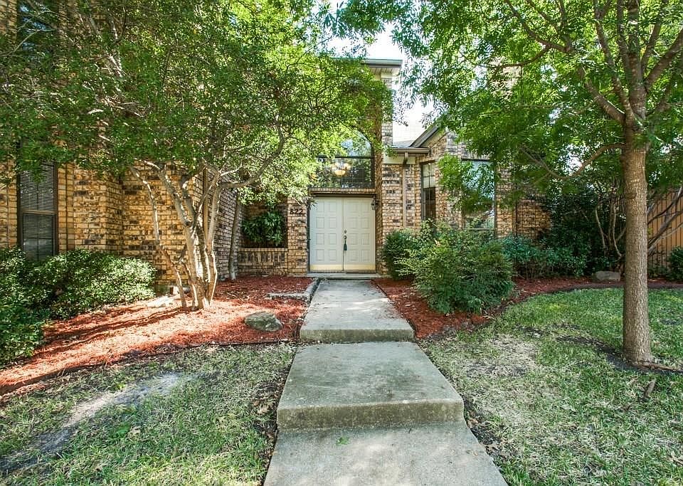 1st image of 822 Fawn Valley Dr