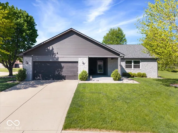 7450 Cobblestone East Dr, Indianapolis, IN 46236