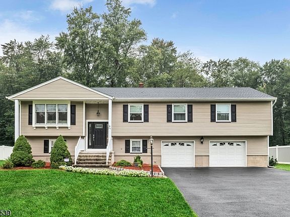 4th image of 69 Forest Dr