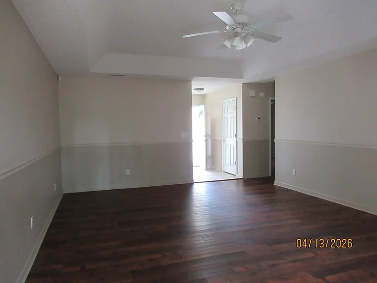 3590 Oleander Dr — Photo 3