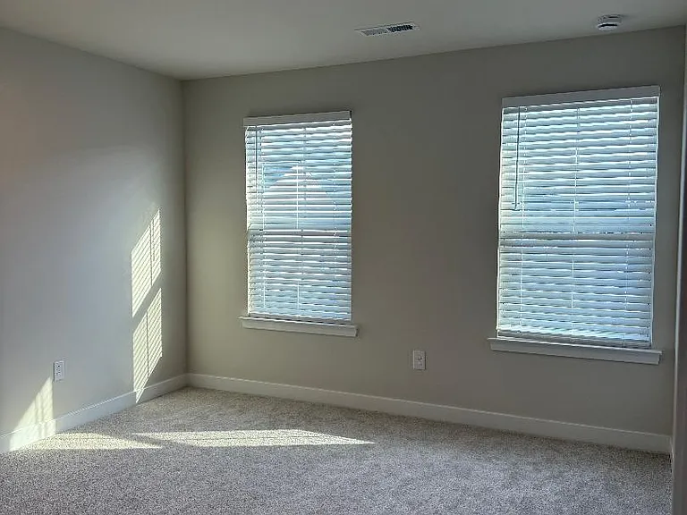 68 Rosemary Way — Photo 19