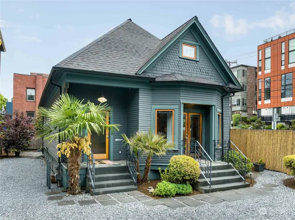 1116 E Thomas Street, Seattle, WA 98102