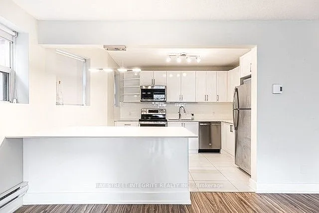 2 bed, $2,700 — Photo 2