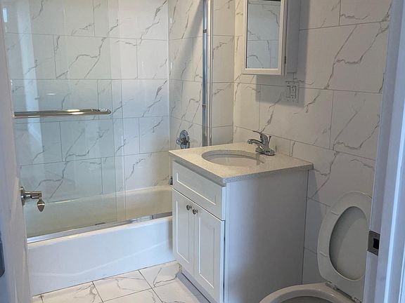 5th image of 5741 Granger St APT 4A