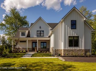 221 Rhinecliff Rd, Rhinebeck, NY 12572