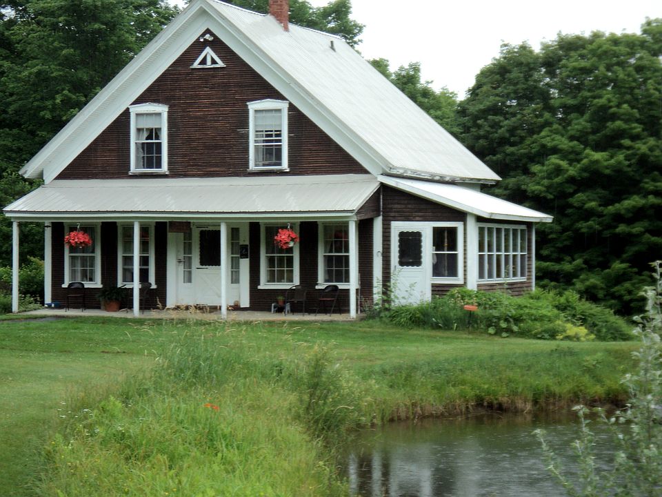 1st image of 573 Cross Rd