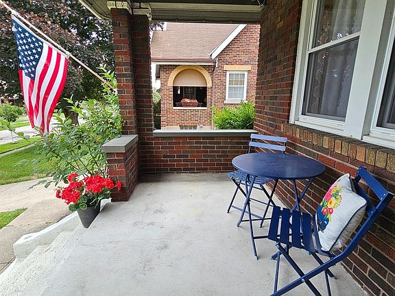 5th image of 4961 Shirley Pl