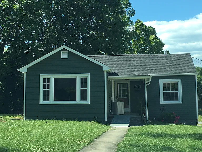 123 Galloway St — Photo 1