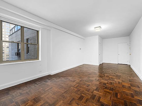 3rd image of 300 E 57th St APT 7H