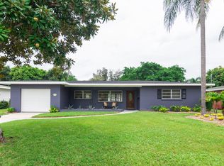 2331 Valencia Dr, Sarasota, FL 34239