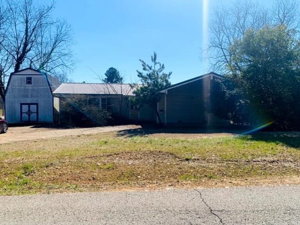 860 Ash St, Prescott, AR 71857