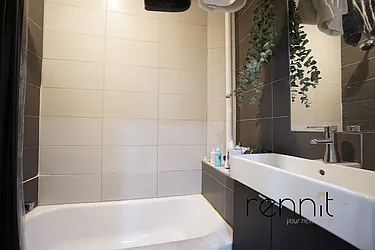 Rented by Rennit Inc.