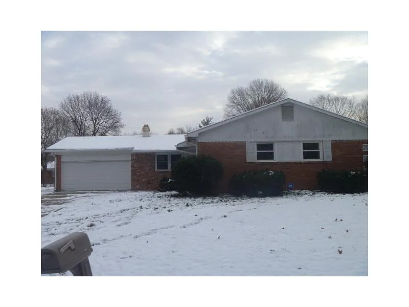 5015 Manning Rd photo 1