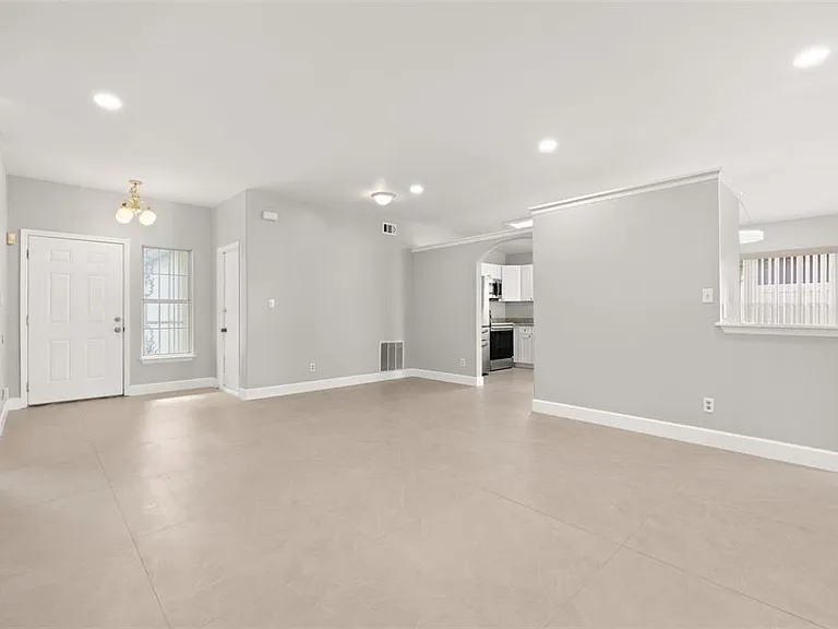 11218 Worley Ave — Photo 9