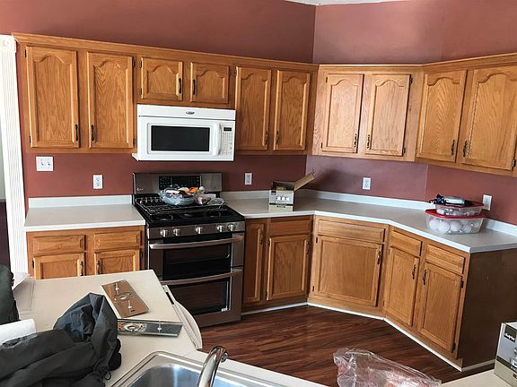 4th image of 1623 Stonegate Cir