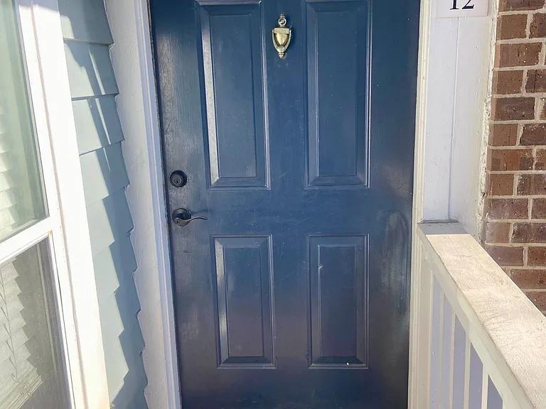 2512 Cranbrook Ln #12 — Photo 4