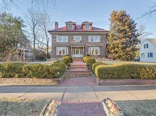 6411 Wydown Blvd, Saint Louis, MO 63105