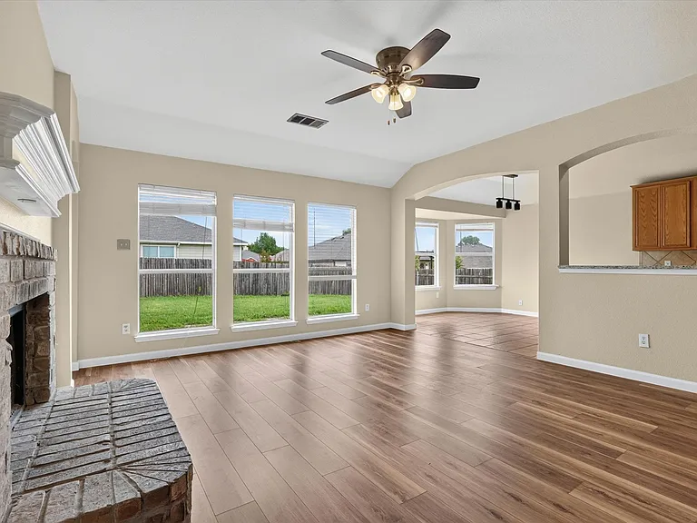 1412 Constantina Dr — Photo 1
