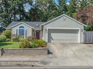 19313 Towercrest Dr, Oregon City, OR 97045