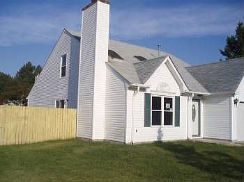 2nd image of 1720 Creekstone Ct