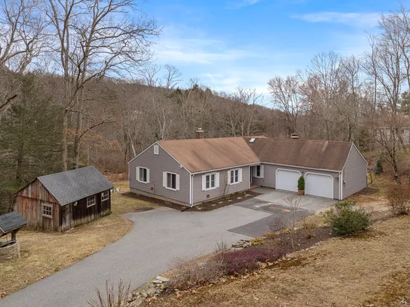 333 Chesterfield Road, East Lyme, CT 06333